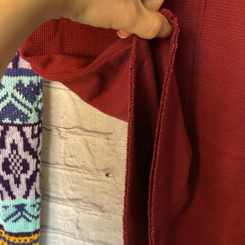 NWT We The Free Gorgeous Cuff Thermal Top - Wild Garnet Combo - Size Small - Picture 13 of 17